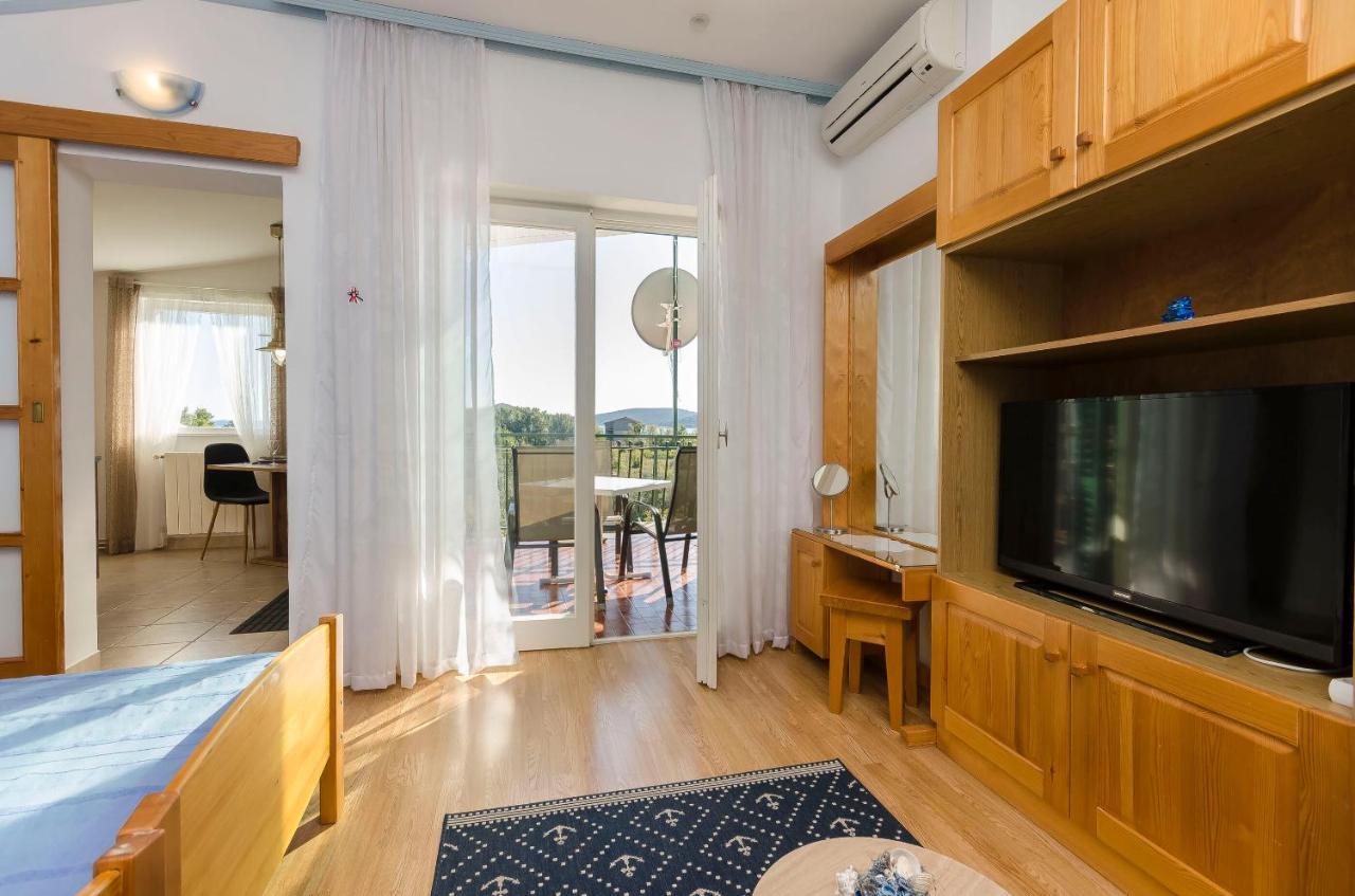 Apartments Sunset Beach Водице Екстер'єр фото