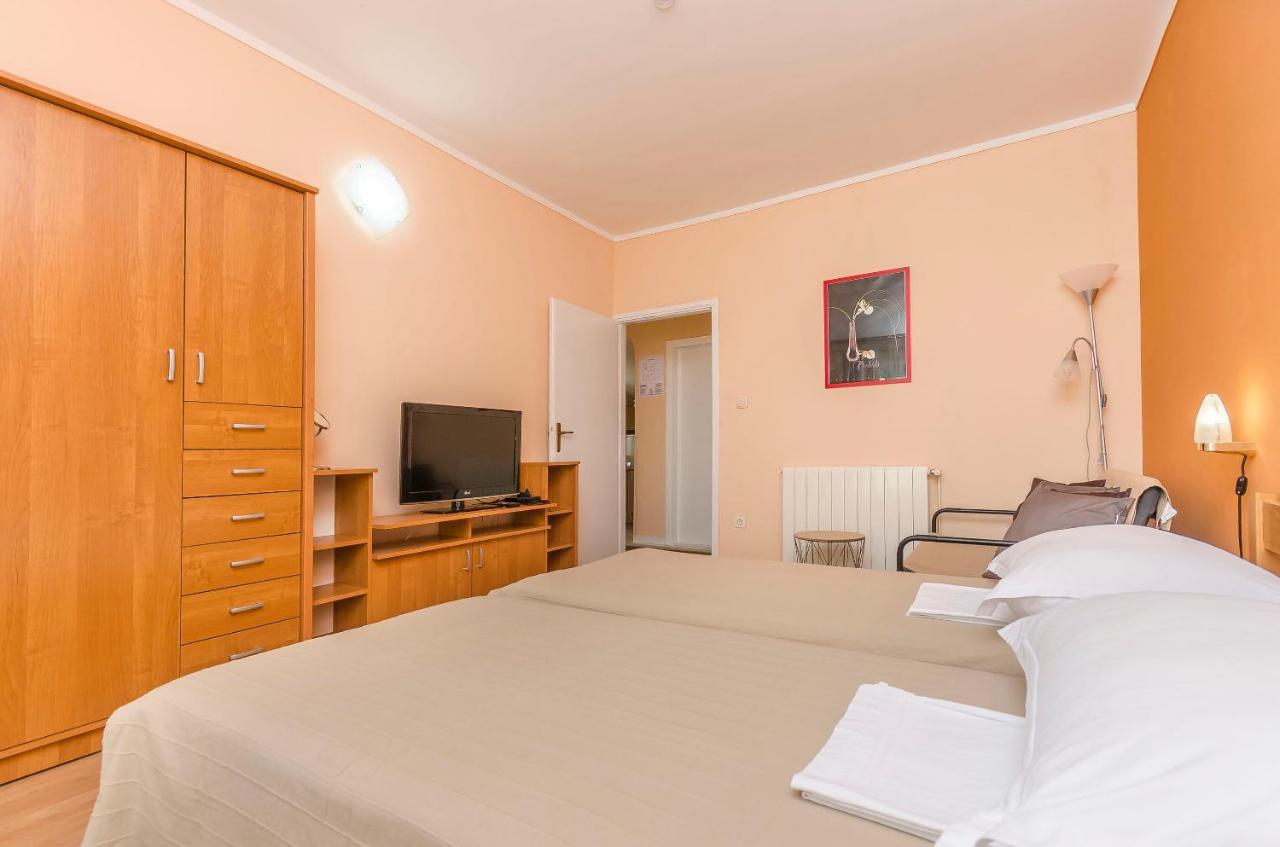 Apartments Sunset Beach Водице Екстер'єр фото