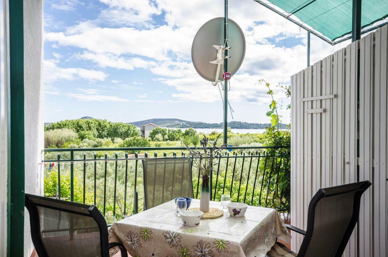 Apartments Sunset Beach Водице Екстер'єр фото